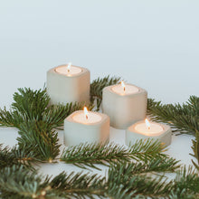 Lade das Bild in den Galerie-Viewer, LICHTBLICK - Teelichthalter 4er-Set