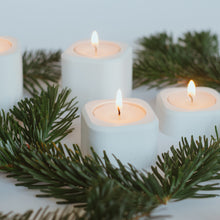 Lade das Bild in den Galerie-Viewer, LICHTBLICK - Teelichthalter 4er-Set
