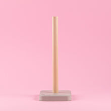 Lade das Bild in den Galerie-Viewer, STANDPUNKT - Küchenrollenhalter