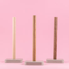 Lade das Bild in den Galerie-Viewer, STANDPUNKT - Küchenrollenhalter